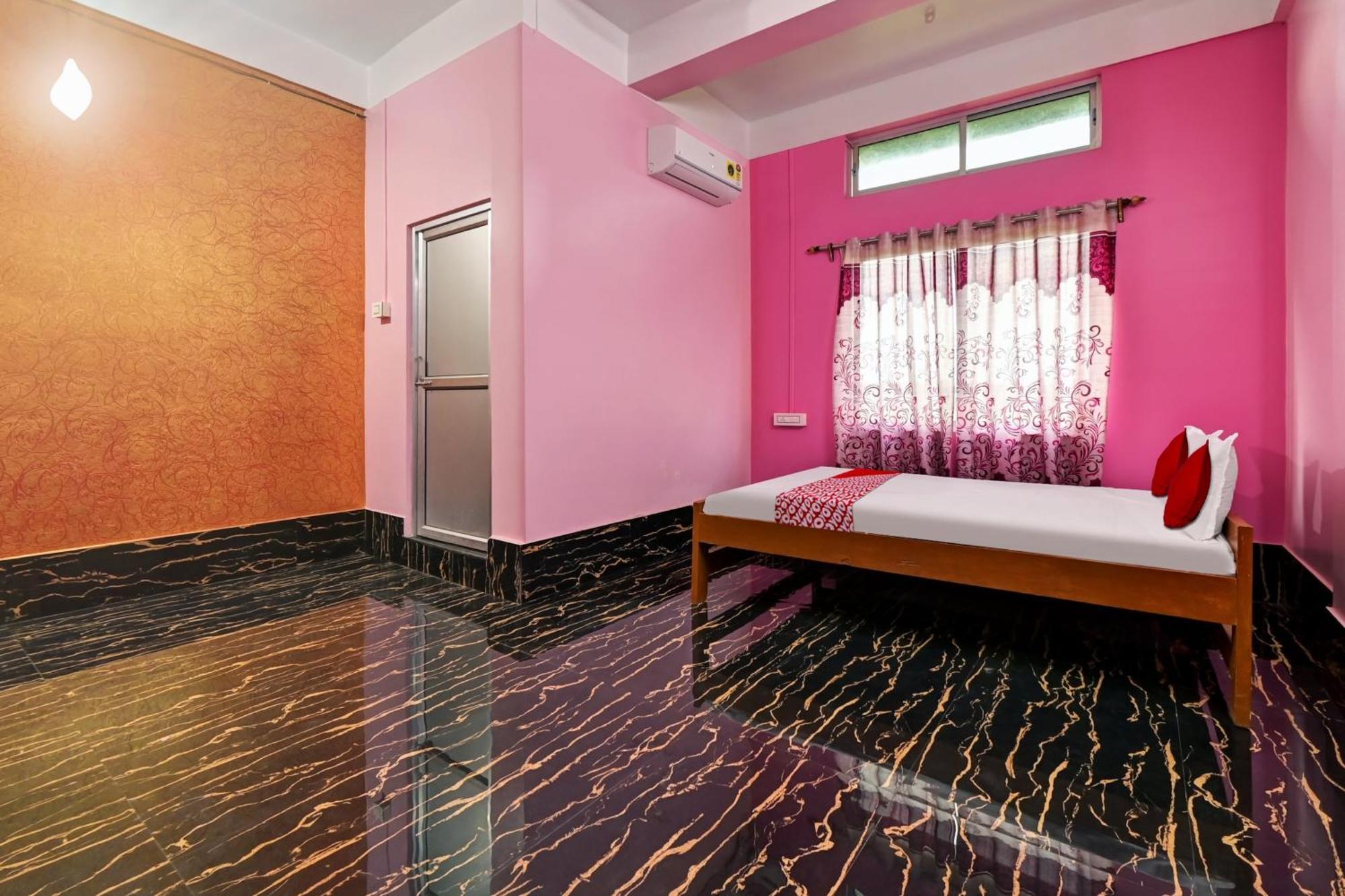 Oyo Flagship The Brahmaputra Homestay Guváhátí Exteriér fotografie
