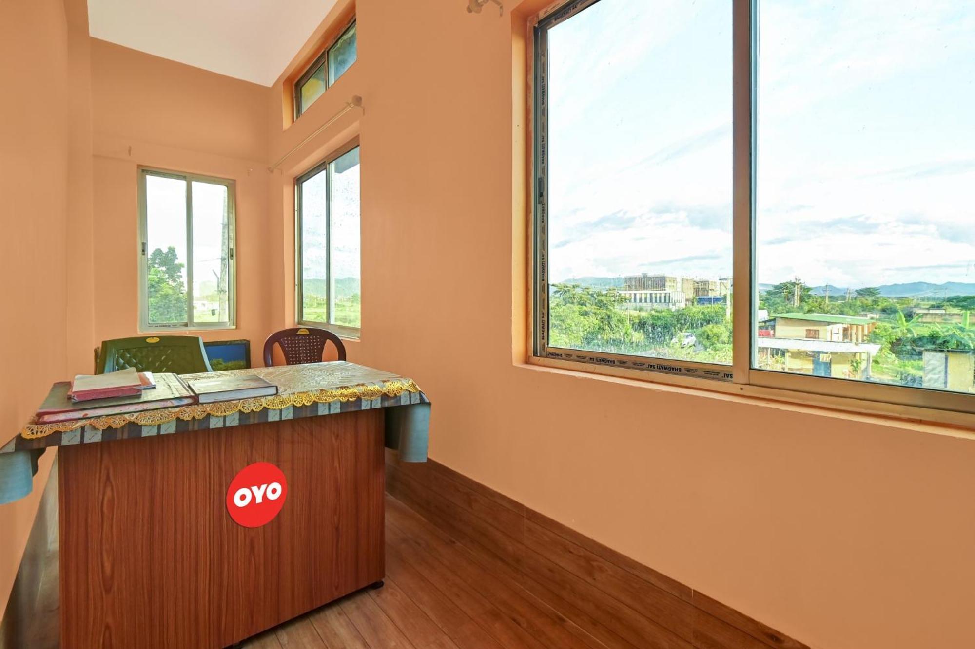 Oyo Flagship The Brahmaputra Homestay Guváhátí Exteriér fotografie