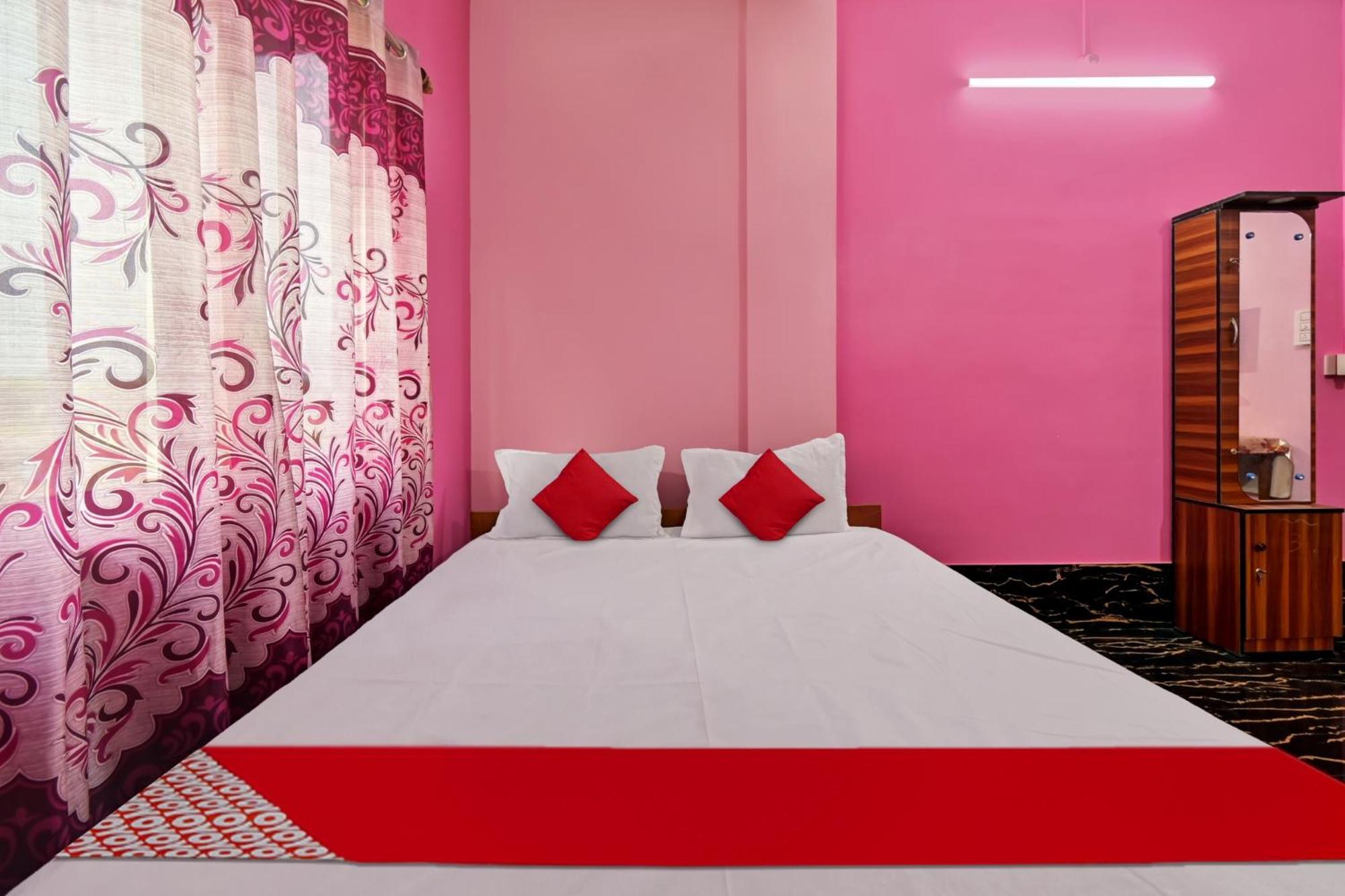 Oyo Flagship The Brahmaputra Homestay Guváhátí Exteriér fotografie