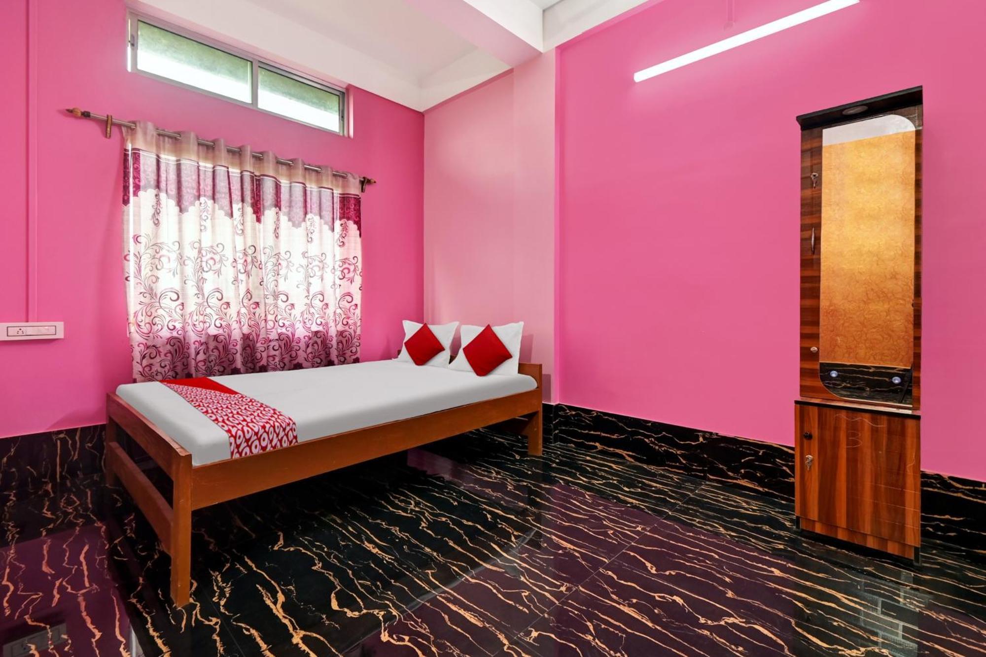 Oyo Flagship The Brahmaputra Homestay Guváhátí Exteriér fotografie