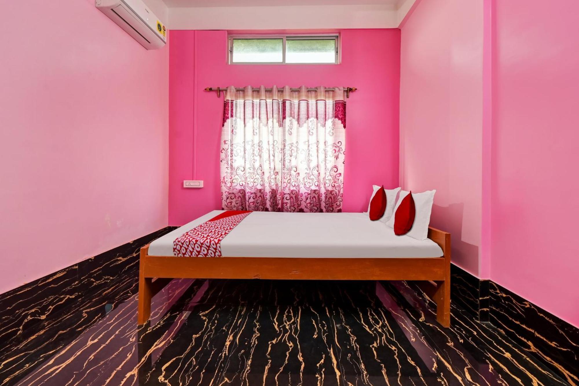 Oyo Flagship The Brahmaputra Homestay Guváhátí Exteriér fotografie